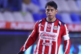 Luis Romo regresa a la convocatoria de Chivas.
