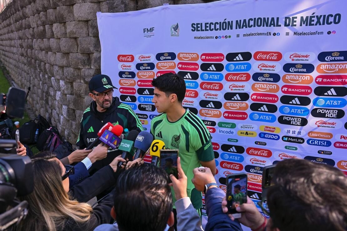 Obed Vargas atendió a los medios de comunicación.