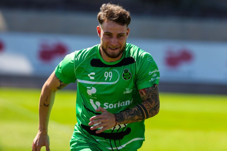 Bruno Barticciotto, jugador de Santos Laguna.