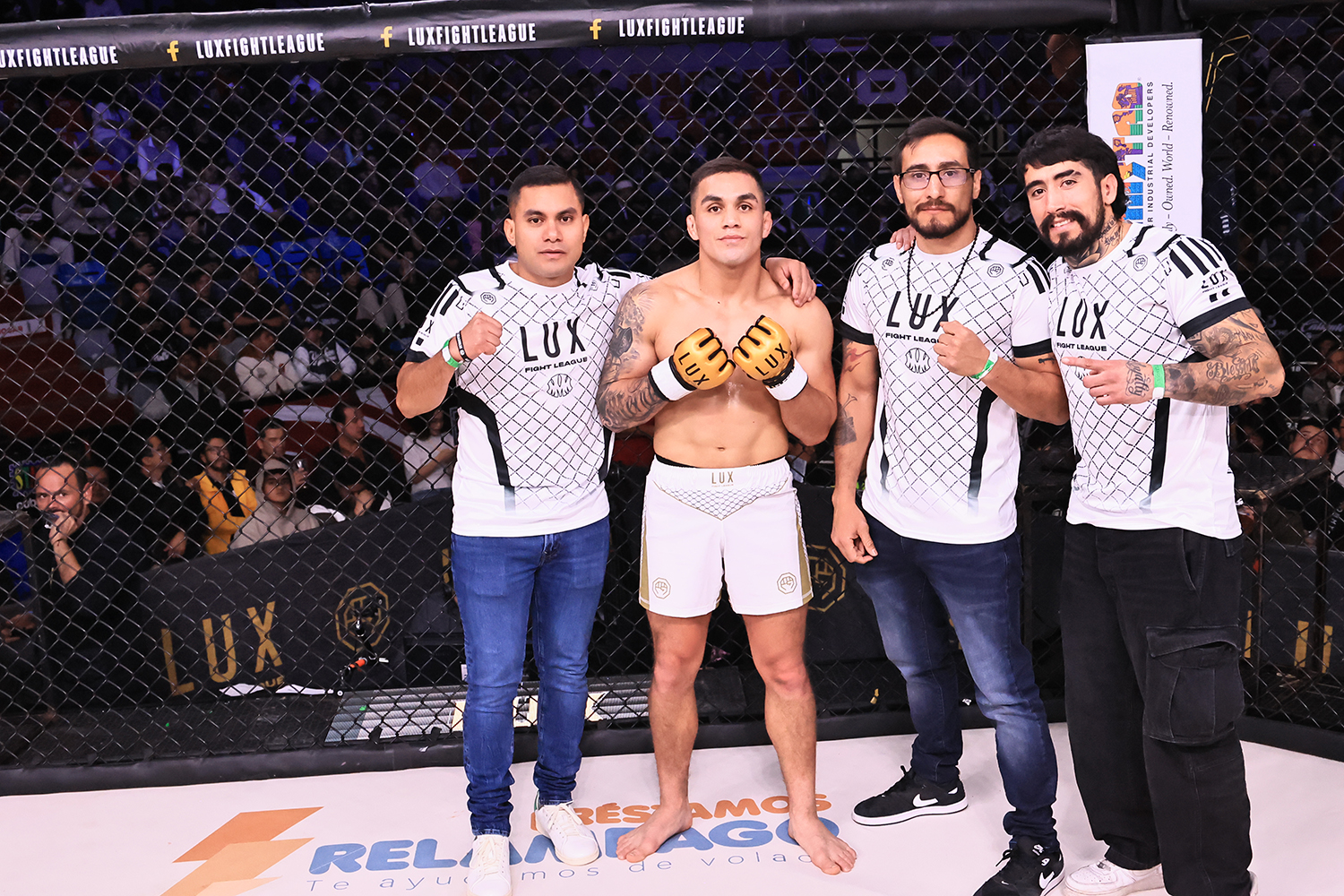 En Lux 57 David León venció a Marcos Renegado en la función de MMA.