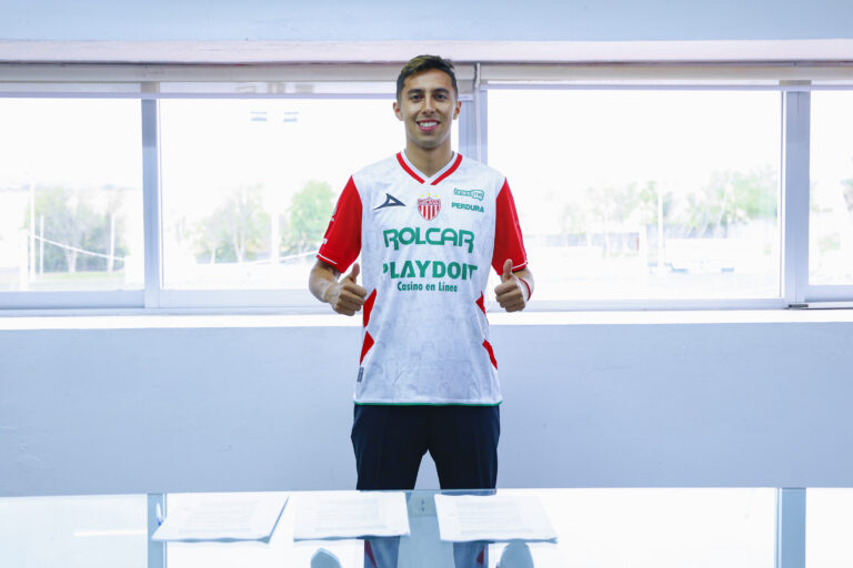 Daniel Leyva, nuevo jugador del Necaxa
