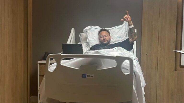 Neymar Jr. compartió una imagen tras su operación.