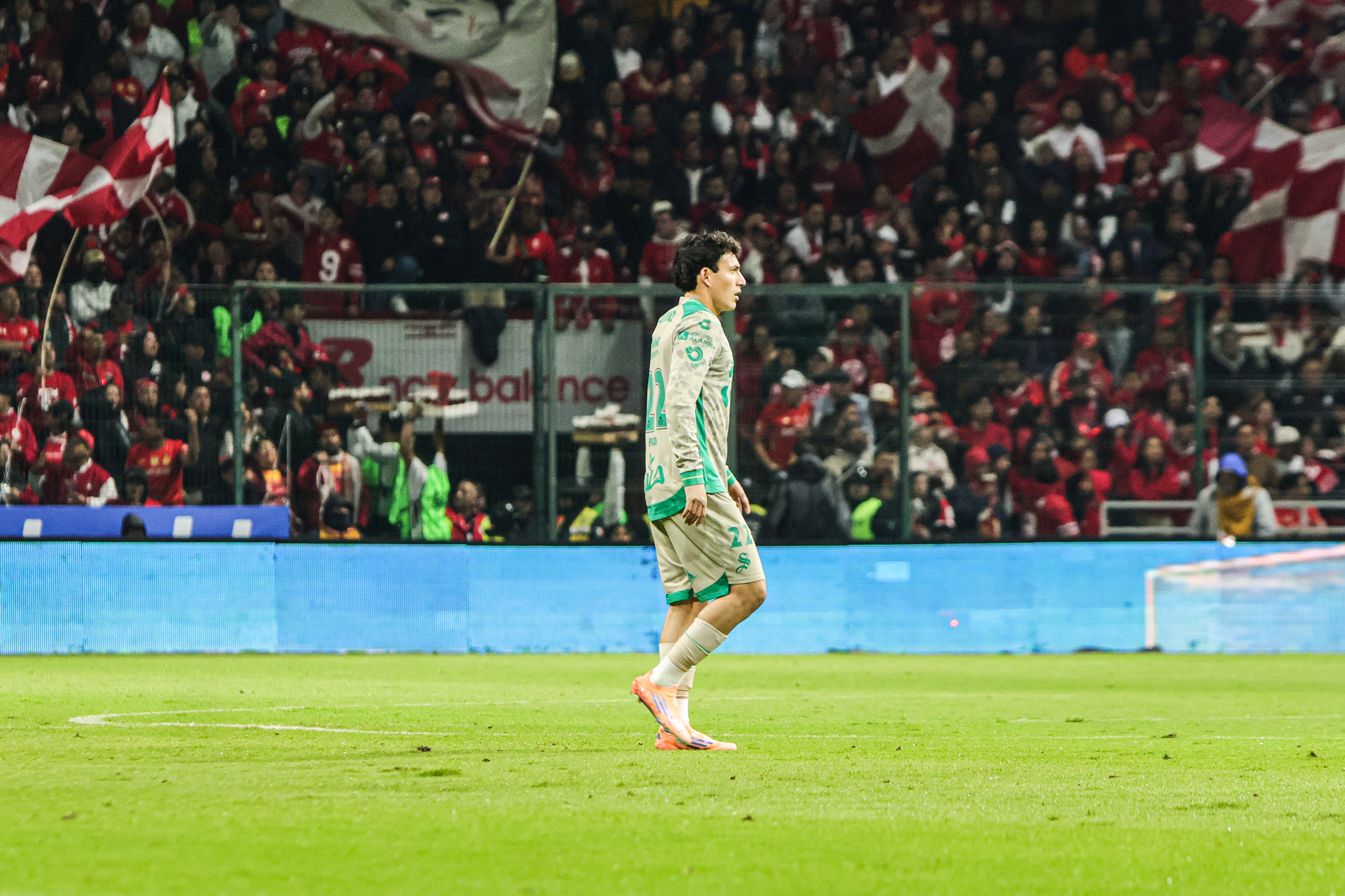 Kevin Picón debutó con Santos Laguna.
