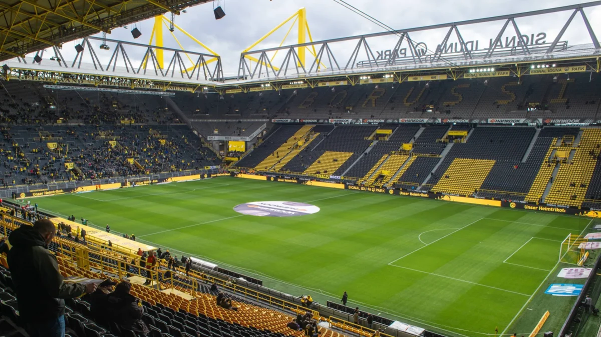 Signal Iduna Park (Dortmund, Alemania):