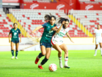 El partido fue muy parejo y se decidió en favor de las visitantes.