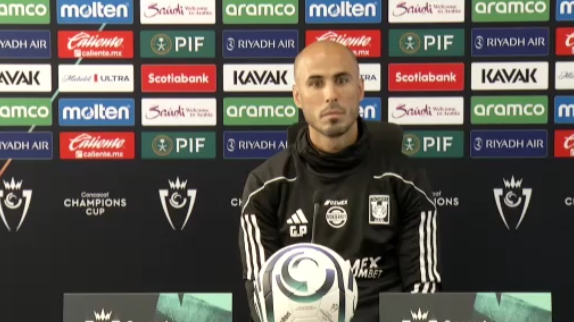 Guido Pizarro, entrenador de los Tigres, previo al duelo Tigres vs Forge FC Concacaf 2026.