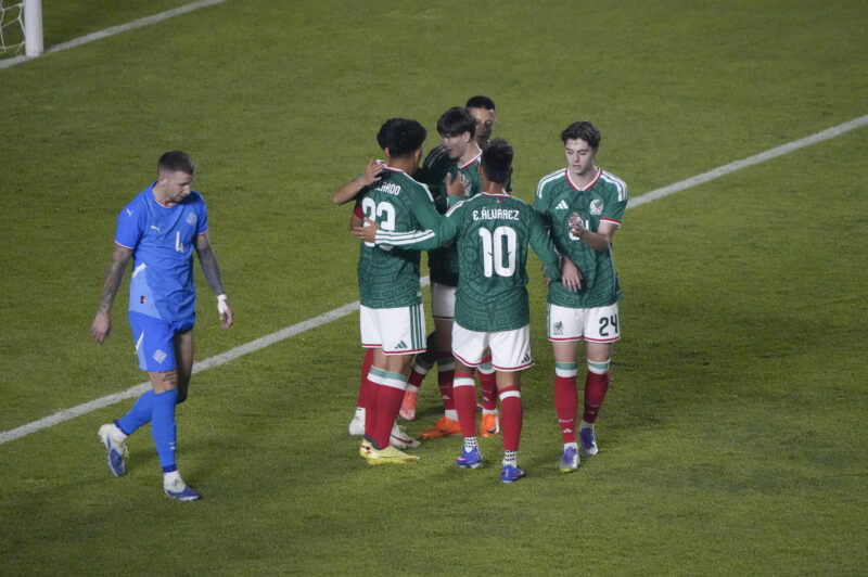 México tuvo una noche tranquila ante la Selección Alternativa de Islandia.