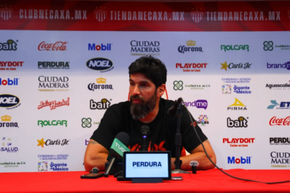 Sebastián "Loco" Abreu, entrenador de Xolos
