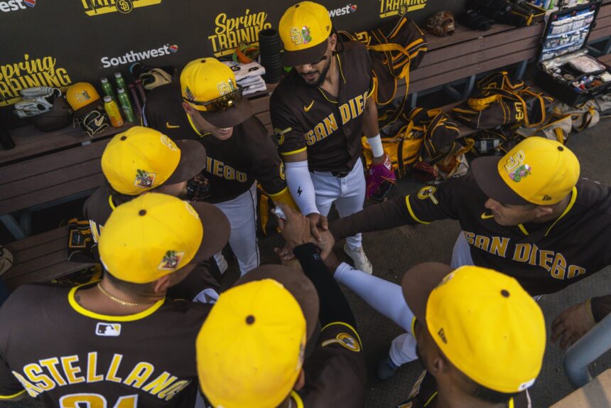 Padres cayó ante Brewers en la recta final de la pretemporada de la MLB.