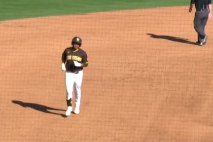 Padres vencen a Reds.