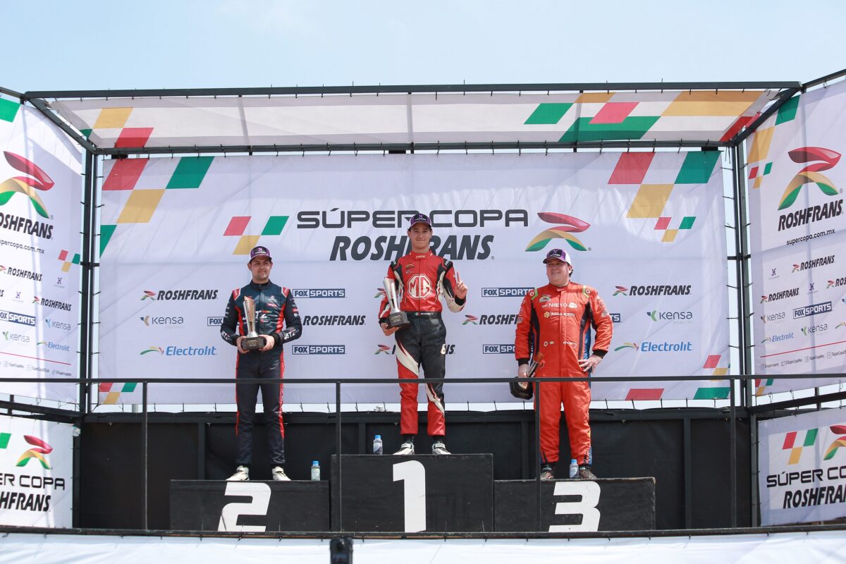 Richards y Eloy Sebastián se reparten victorias en la Súper Copa Roshfrans en Chiapas