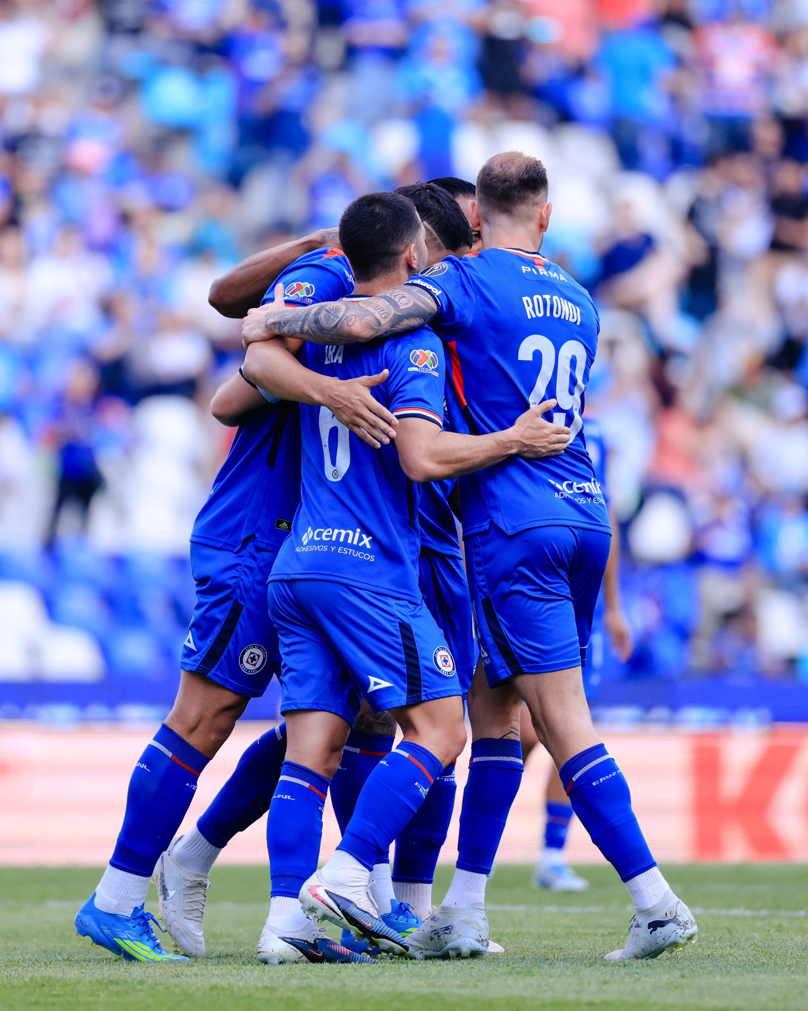 Cruz Azul confirmó su regreso a la capital del país.
