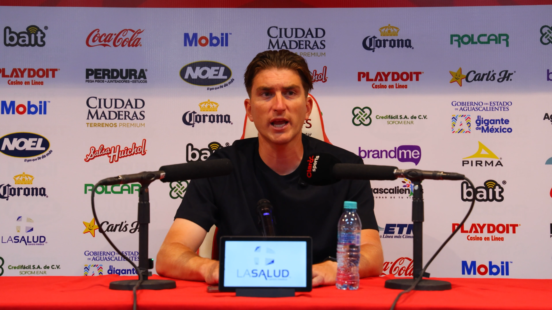 Martín Varini, director técnico del Necaxa.