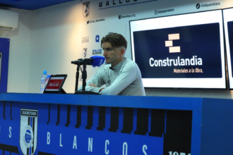 Martín Varini, director técnico del Necaxa.