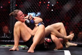 ¡Histórico e implacable! Ronda Rousey destruye a Gina Carano en 17 segundos en la monumental noche de Netflix en el Intuit Dome