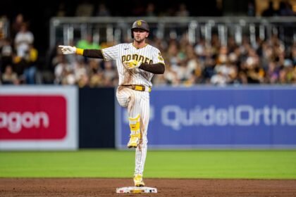 Jackson Merrill conectó uno de los dos hits de los Padres esta noche.