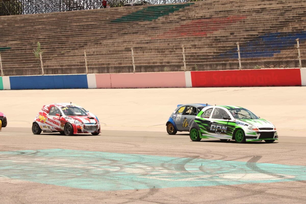 ¡Rugido total! Los V8 regresan al Serial Central de Aguascalientes