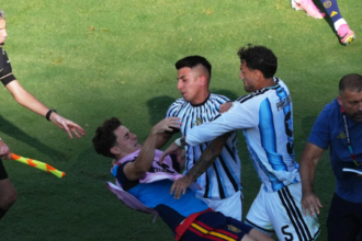 FIFA sanciona a la AFA y suspende a Paredes, Molina y Almada por la final del Mundial 2026