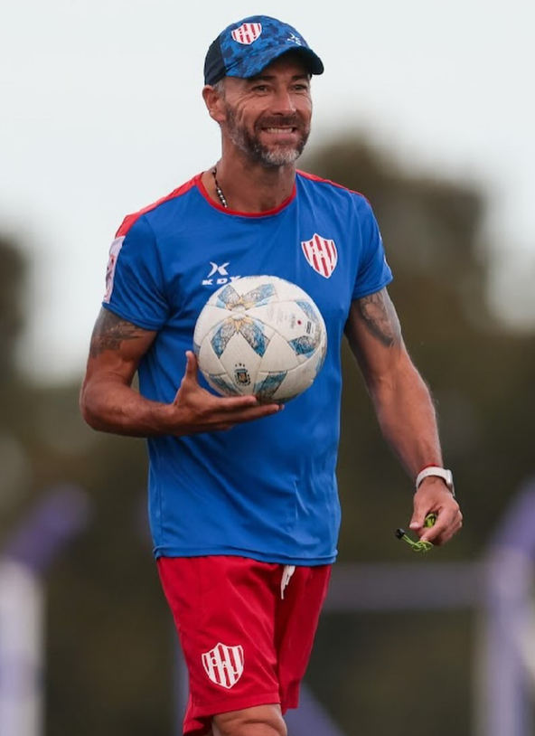 Kily González es el nuevo entrenador de Inter Miami; Hoyos seguirá de forma interina