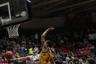 Mineros pierde el invicto en casa en la última jugada ante Panteras