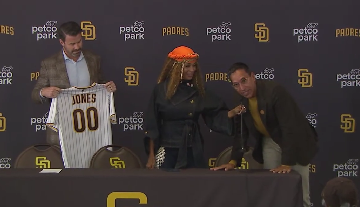 Padres: Kwanza Jones y José E. Feliciano fueron presentados como nuevos dueños en Petco Park