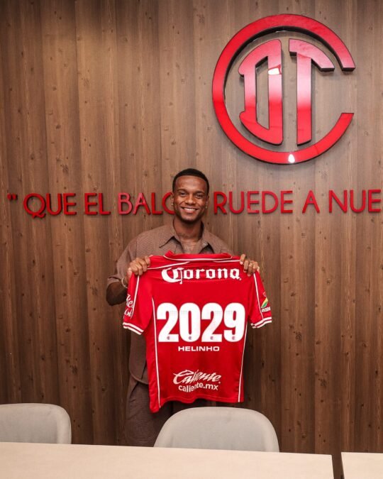 Helinho renovó con el Toluca hasta el 2029.