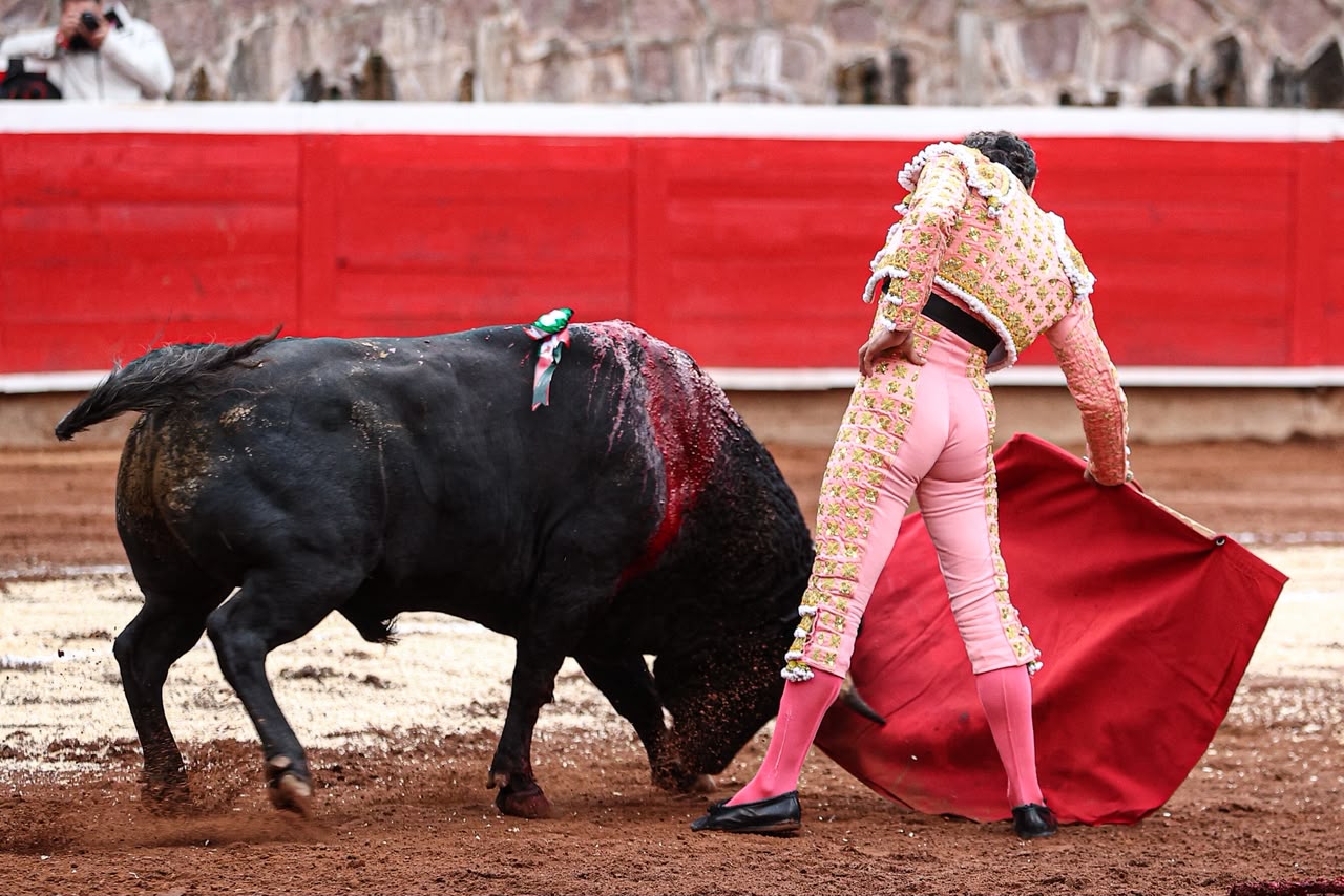 Juan Pablo Sánchez en plena faena durante la Feria Nacional de Zacatecas
