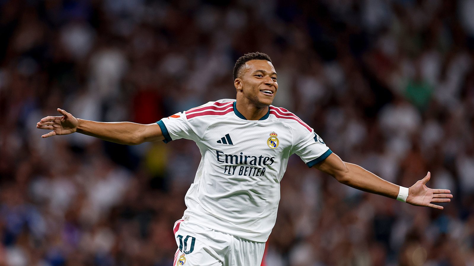 Real Madrid goleó 4-1 al Rayo Vallecano con doblete de Mbappé