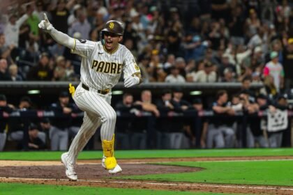 ¡Imparables! Los Padres barren a Marlins 7-3