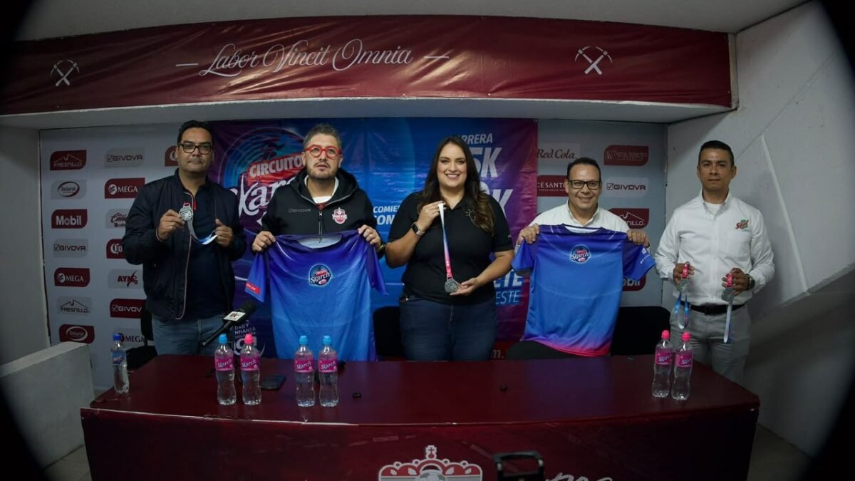 Presentación de la Carrera Zacatecas Skarch 2026 en el Estadio Carlos Vega Villalba, con playeras y medallas de la carrera