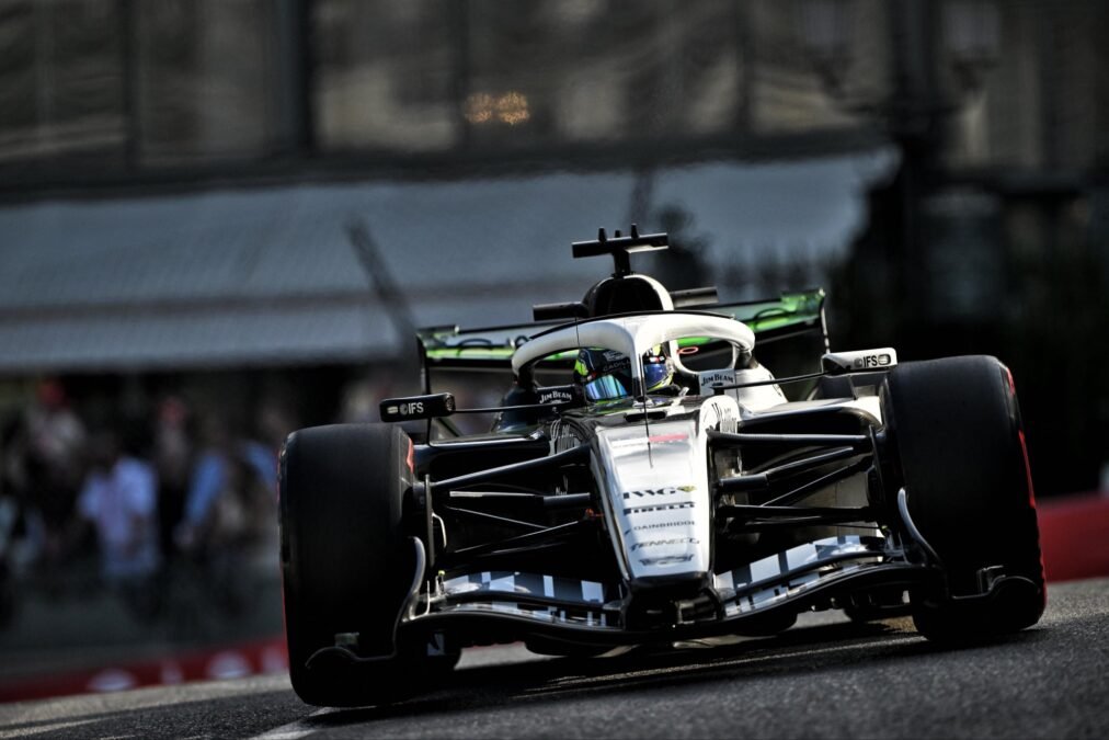 F1: ¡Checo termina 18.º en la Práctica 1 del GP de México!