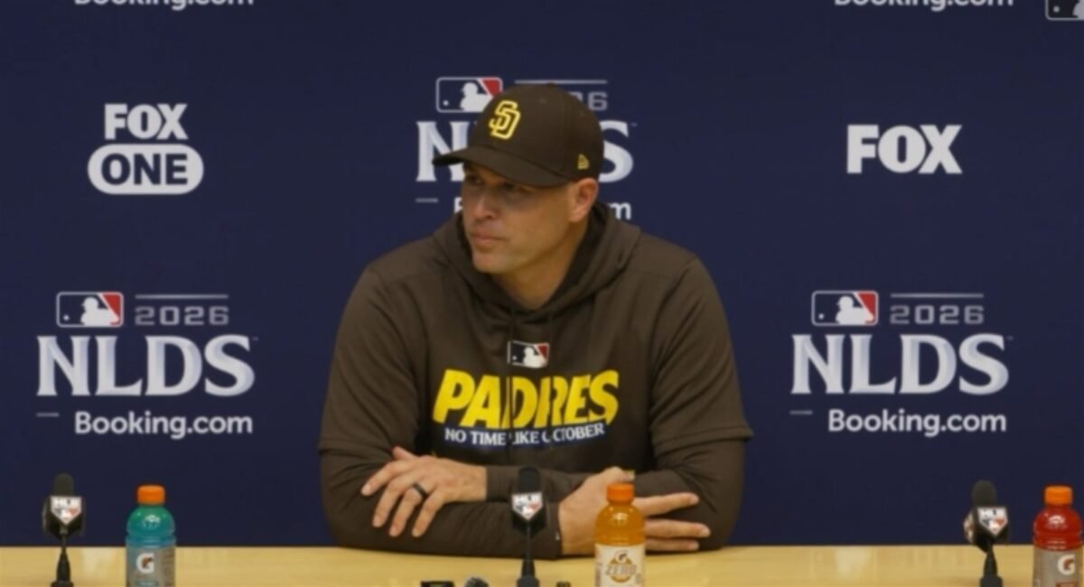 Craig Stammen, manager de los Padres de San Diego, durante la conferencia de prensa tras el Juego 2 de la Serie Divisional.