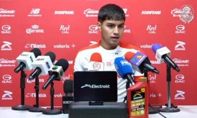 Everardo López, defensa del Toluca, durante su conferencia de prensa previa al partido ante Atlético de San Luis.
