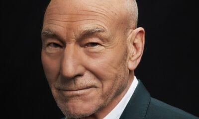 Retrato del actor británico Sir Patrick Stewart, intérprete del capitán Picard y del profesor Xavier