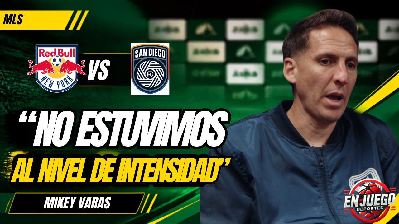 Mikey Varas, entrenador de San Diego FC, con la frase «No estuvimos al nivel de intensidad» sobre los escudos de Red Bulls y San Diego FC.