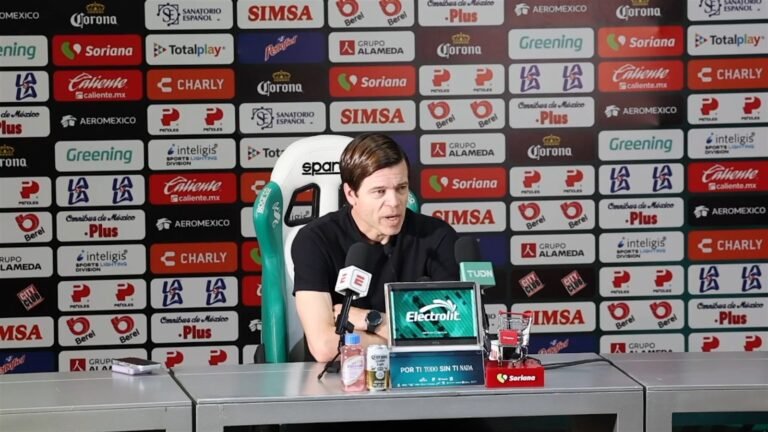 Esteban Solari, técnico de Pumas, en la conferencia de prensa tras la derrota 0-2 ante Santos