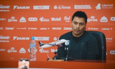 Esteban González, técnico del Querétaro, en la conferencia de prensa tras la derrota 2-1 ante San Luis